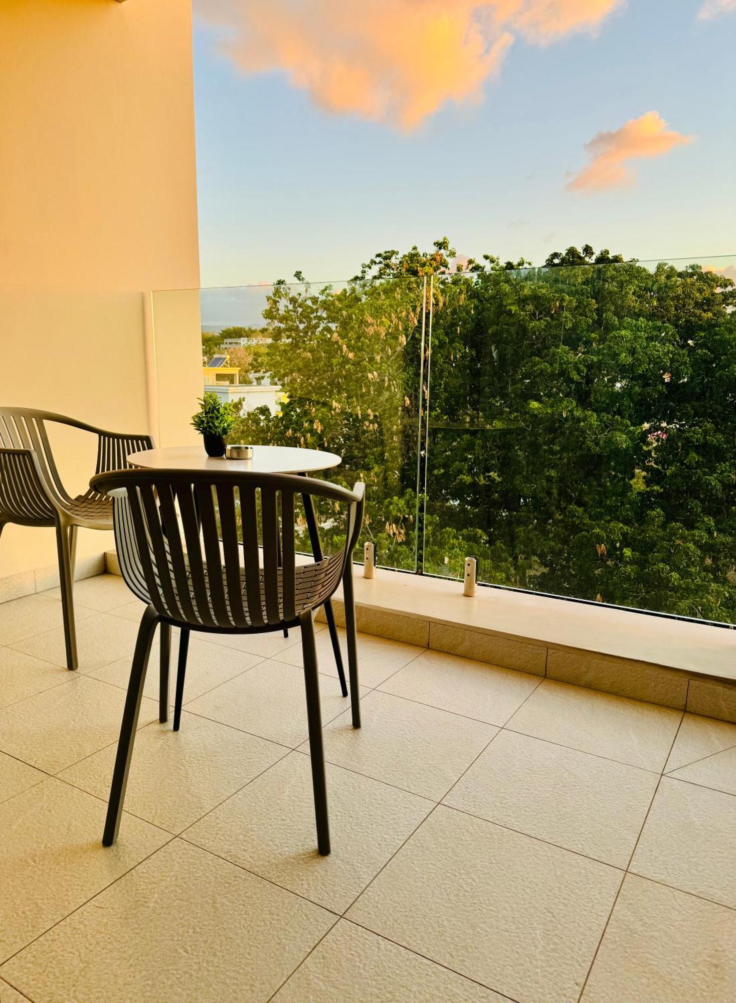 Modern Flat In Flic En Flac-Walk To The Beach Εξωτερικό φωτογραφία